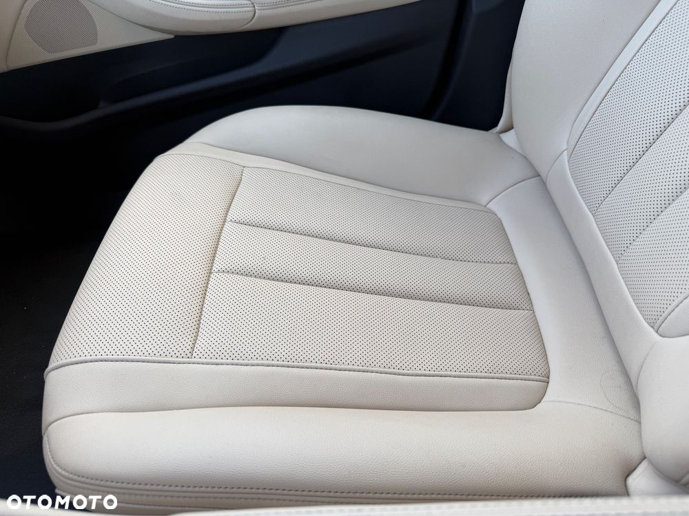 BMW Seria 5 530i mHEV Luxury Line - 12