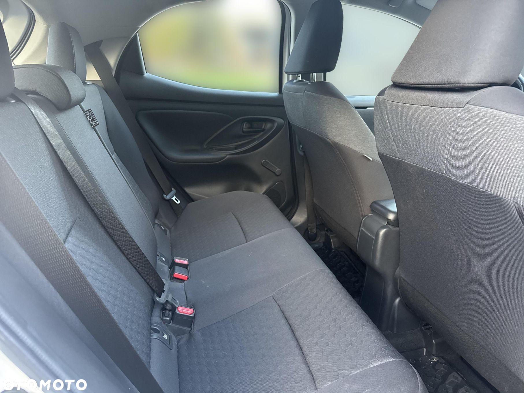 Toyota Yaris Hybrid 1.5 Comfort - 10