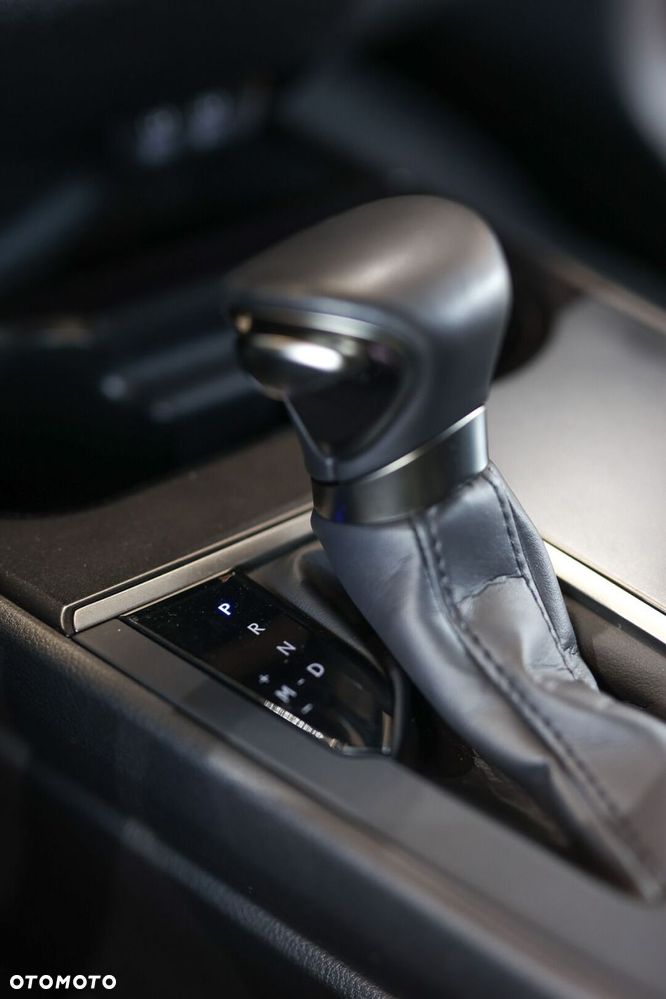 Lexus UX 200 Elegance 2WD - 31