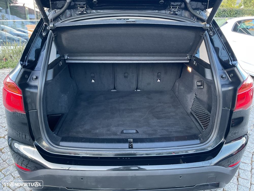 BMW X1 16 d sDrive - 12