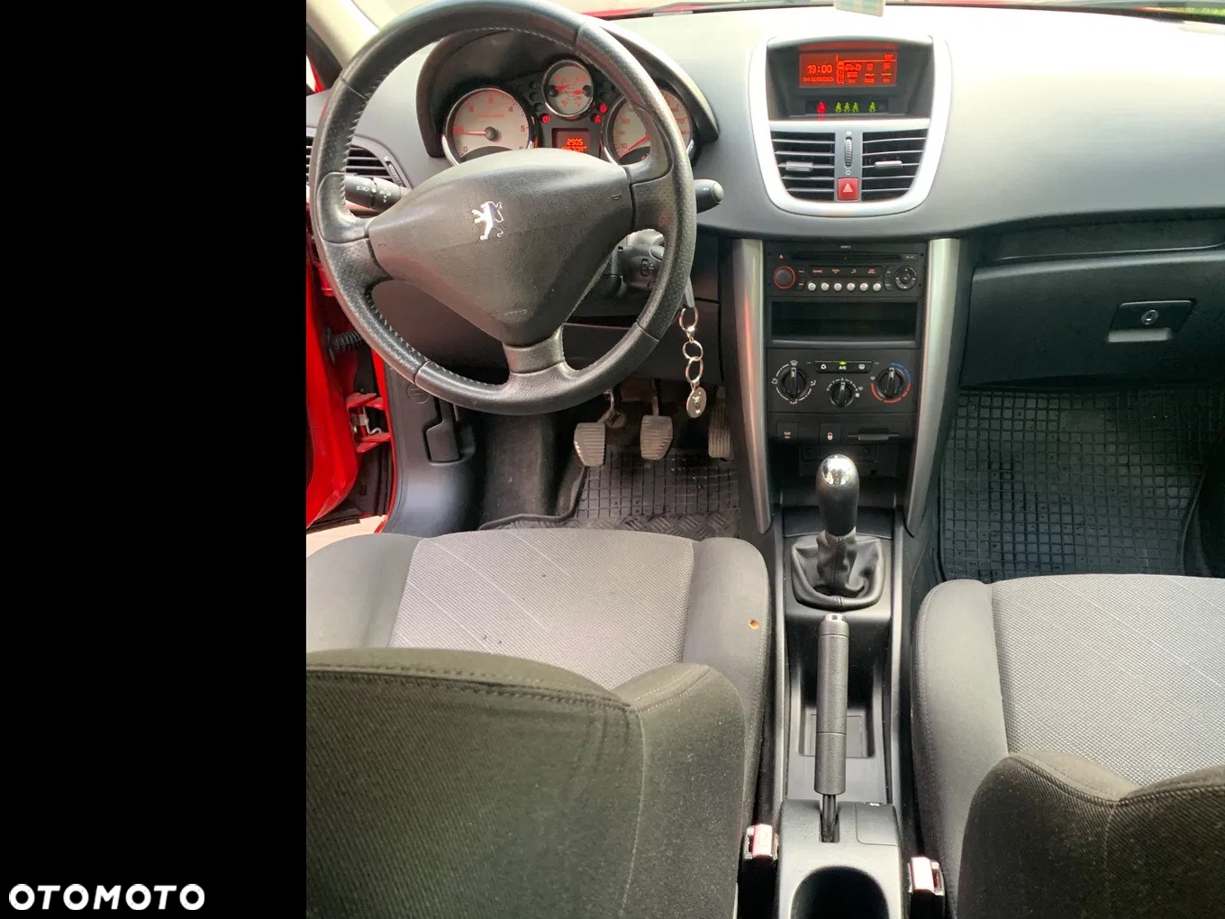 Peugeot 207 - 10