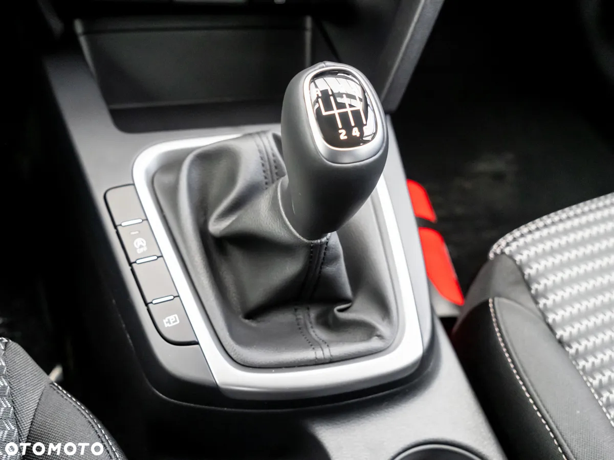 Kia Ceed 1.5 T-GDI M - 24