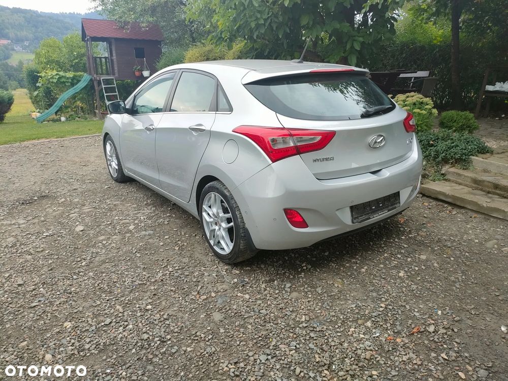 Hyundai i30 - 12