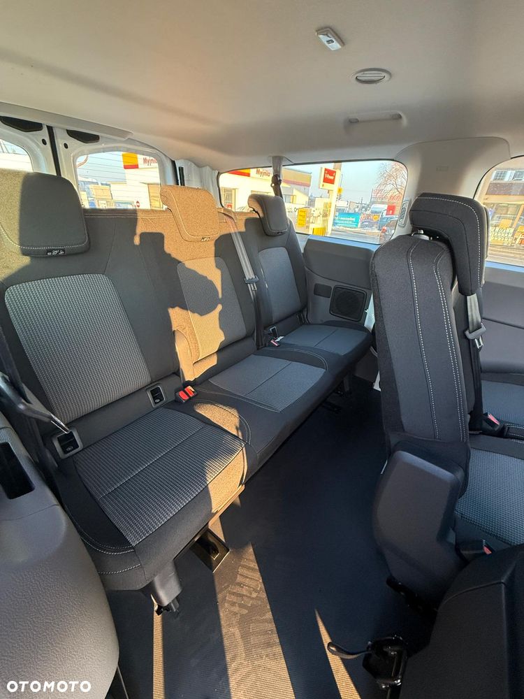 Volkswagen Transporter - 33