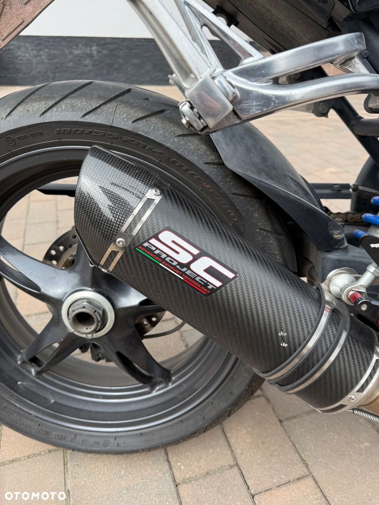 Triumph Speed Triple - 6