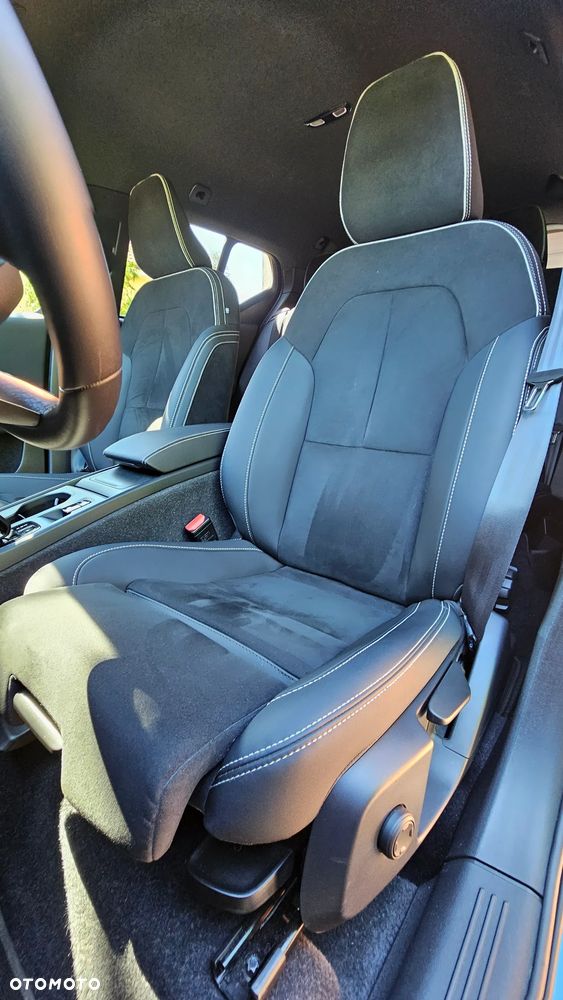 Volvo XC 40 B3 Core - 18