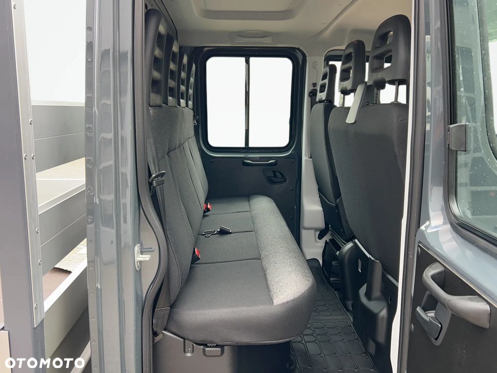 Iveco Daily 35S16H3.0 DOKA 3.0 Diesel 160KM Brygadowy 7-osób dostępny "od ręki" - 14
