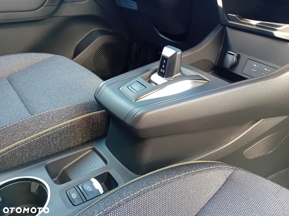 Renault Captur 1.8 E-TECH Full Hybrid 160 Techno - 12