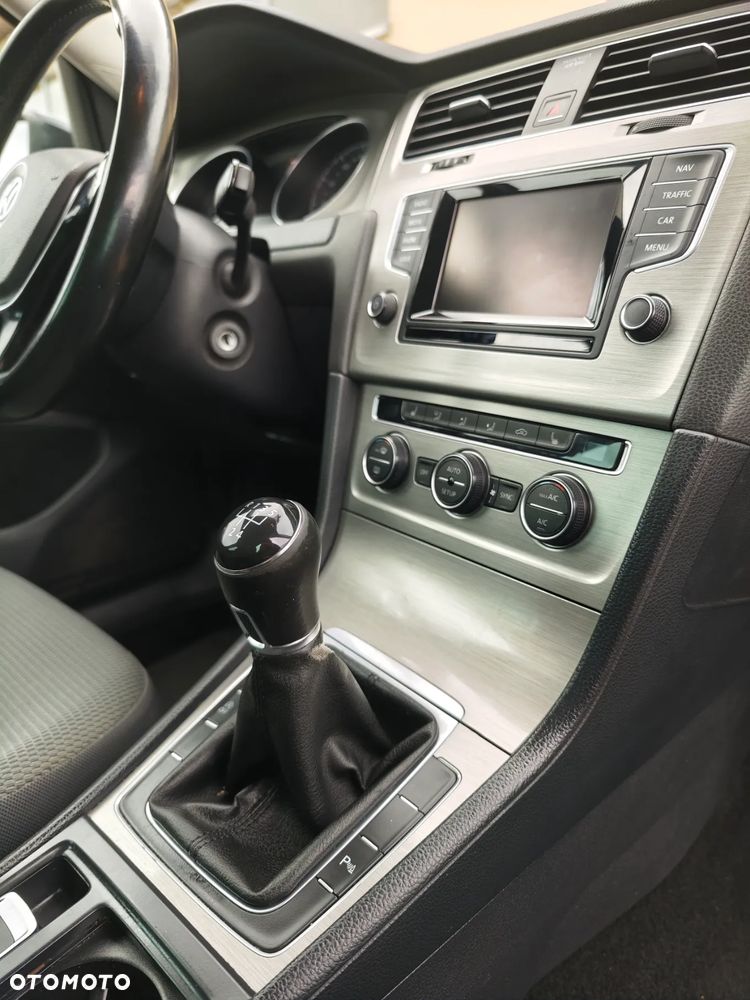Volkswagen Golf 1.6 TDI BlueMotion Technology Comfortline - 10