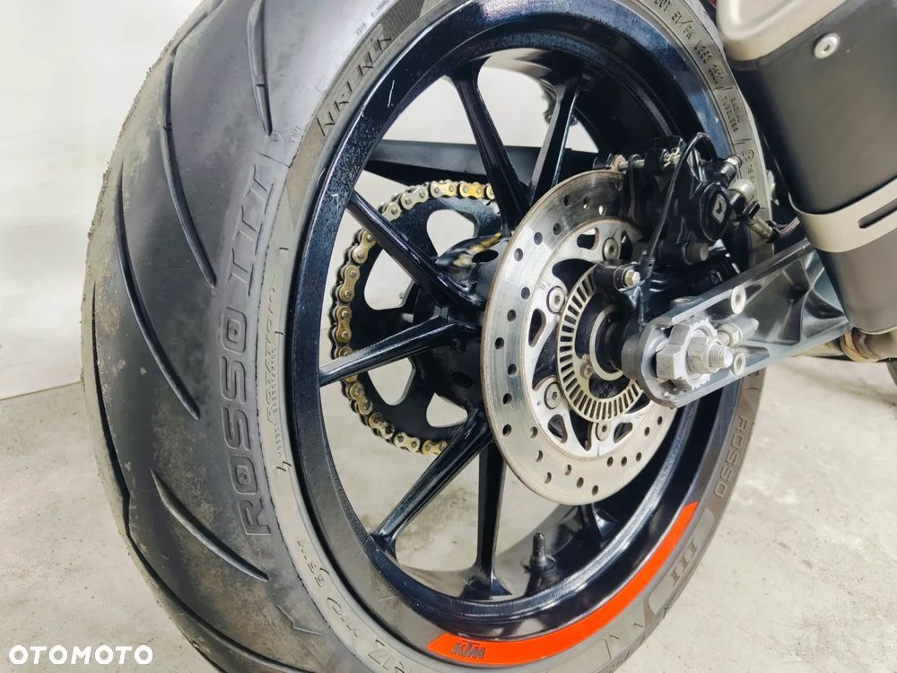 KTM Duke 125 - 10