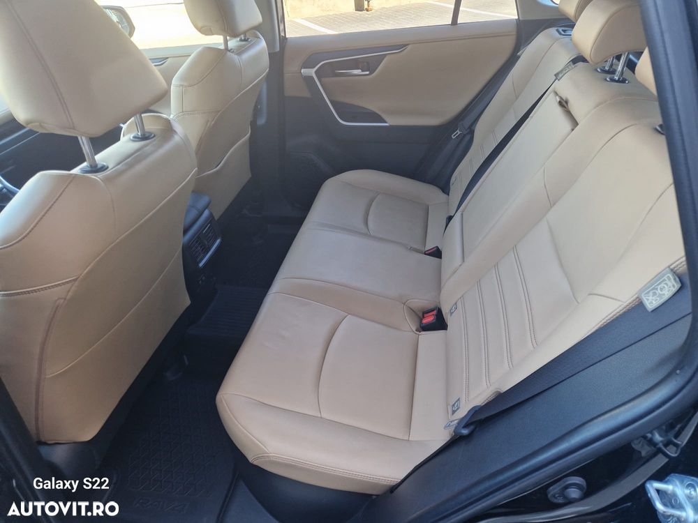 Toyota RAV4 2.5 VVT-iE 4x4 Luxury - 22