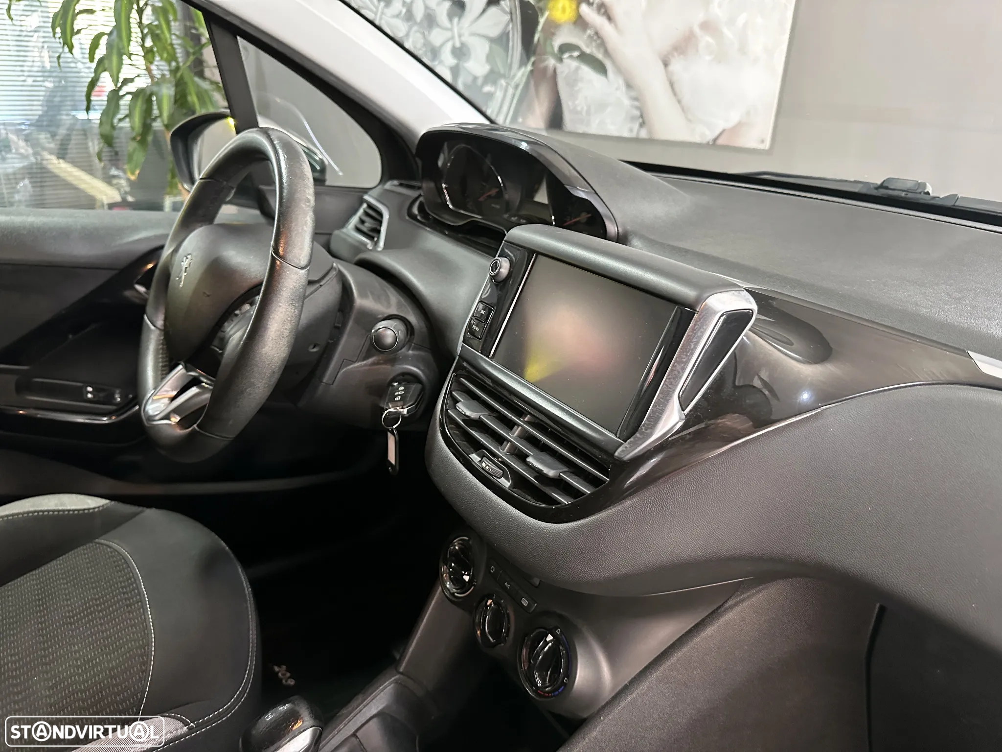 Peugeot 208 1.2 PureTech Style - 19