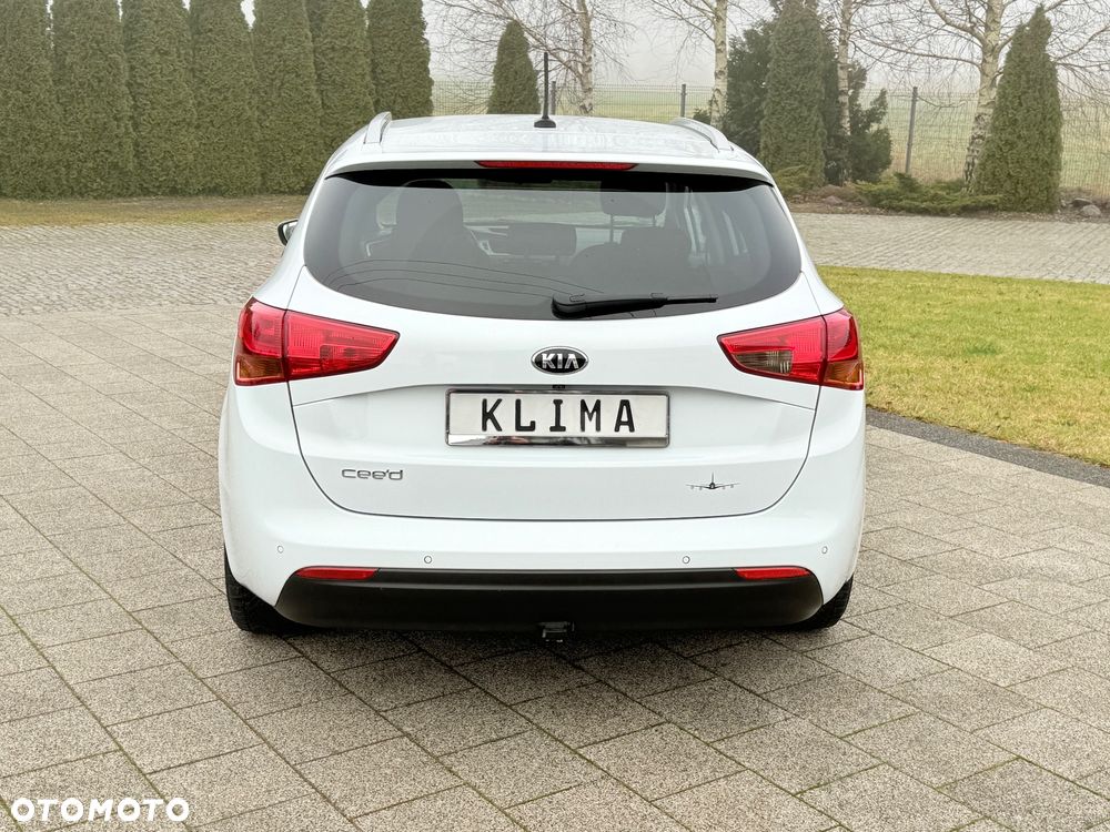 Kia Ceed 1.6 GDI Fifa World Cup Edition - 35