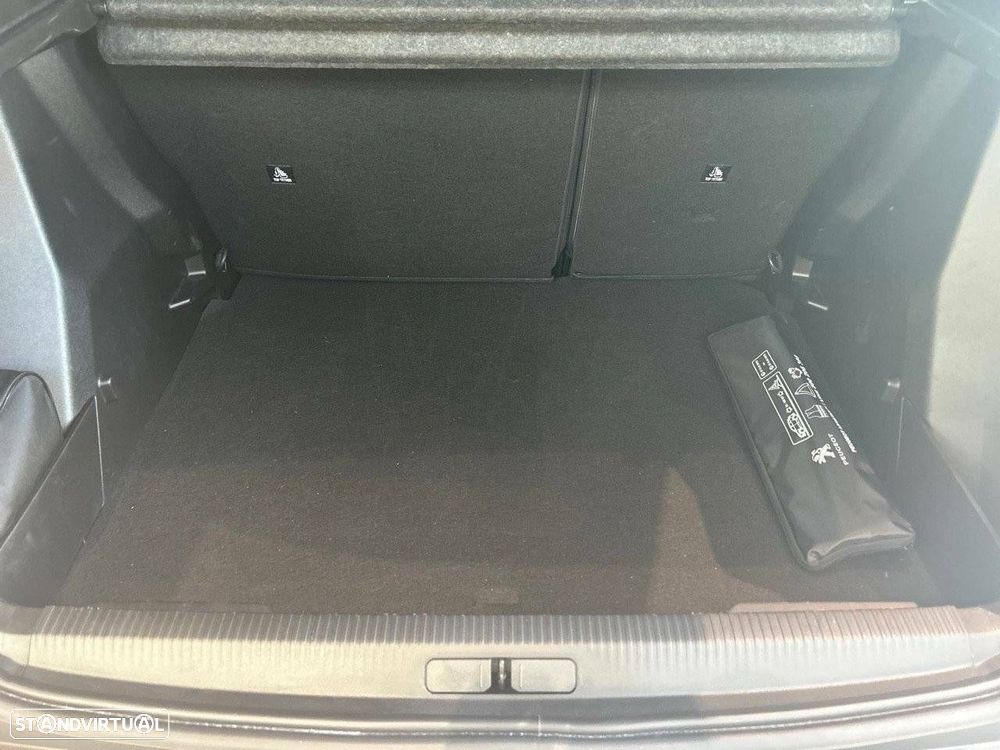 Peugeot 2008 1.2 Hybrid Allure e-DCS6 - 6