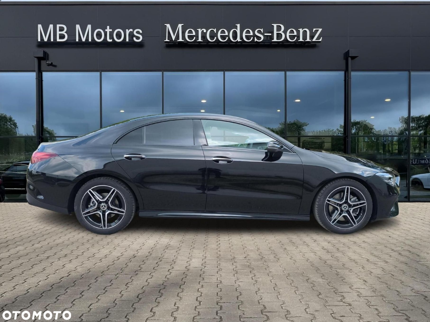 Mercedes-Benz CLA - 4