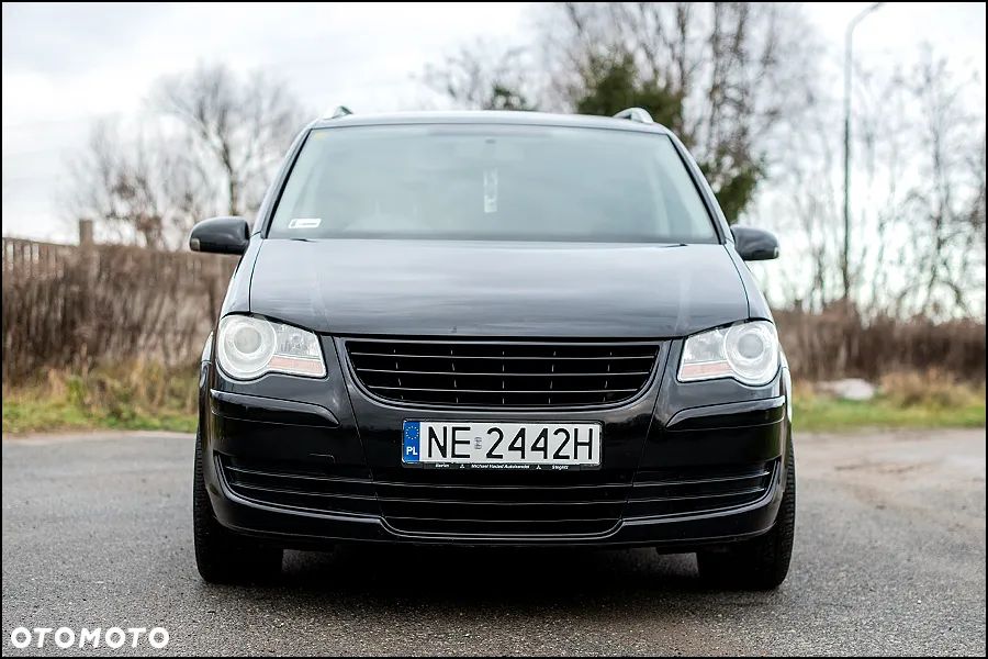 Volkswagen Touran - 2