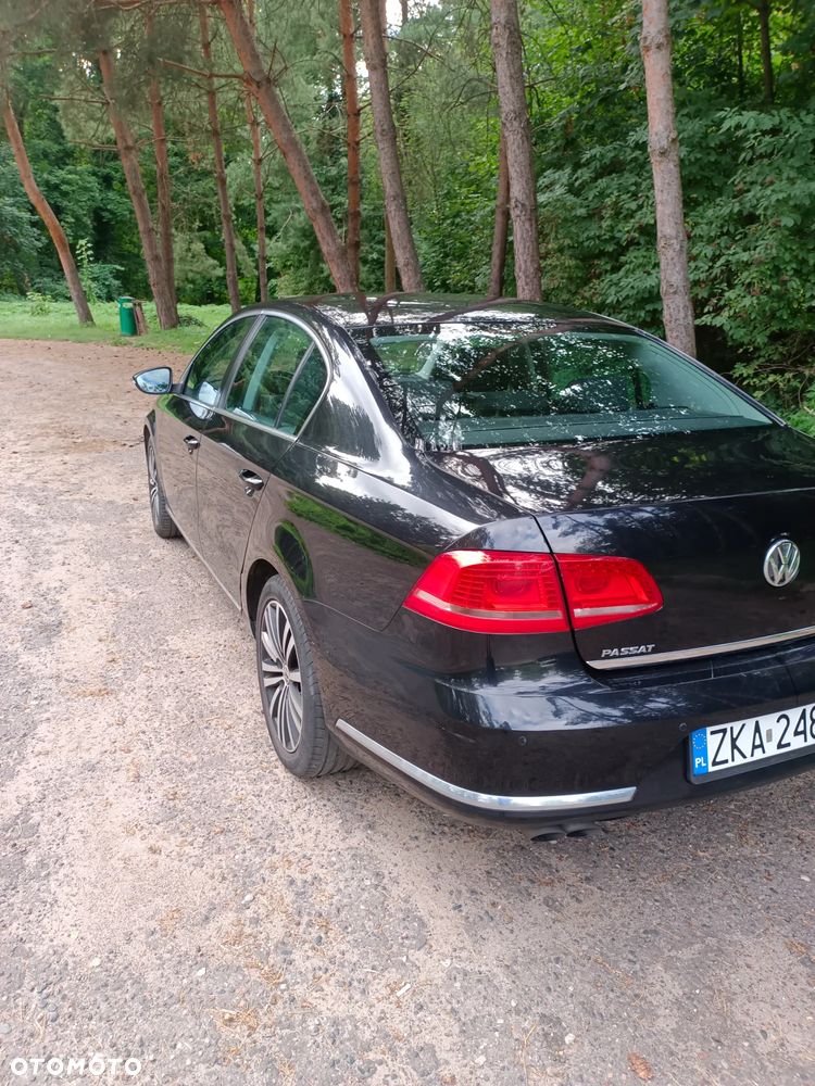 Volkswagen Passat 2.0 TDI Highline - 4