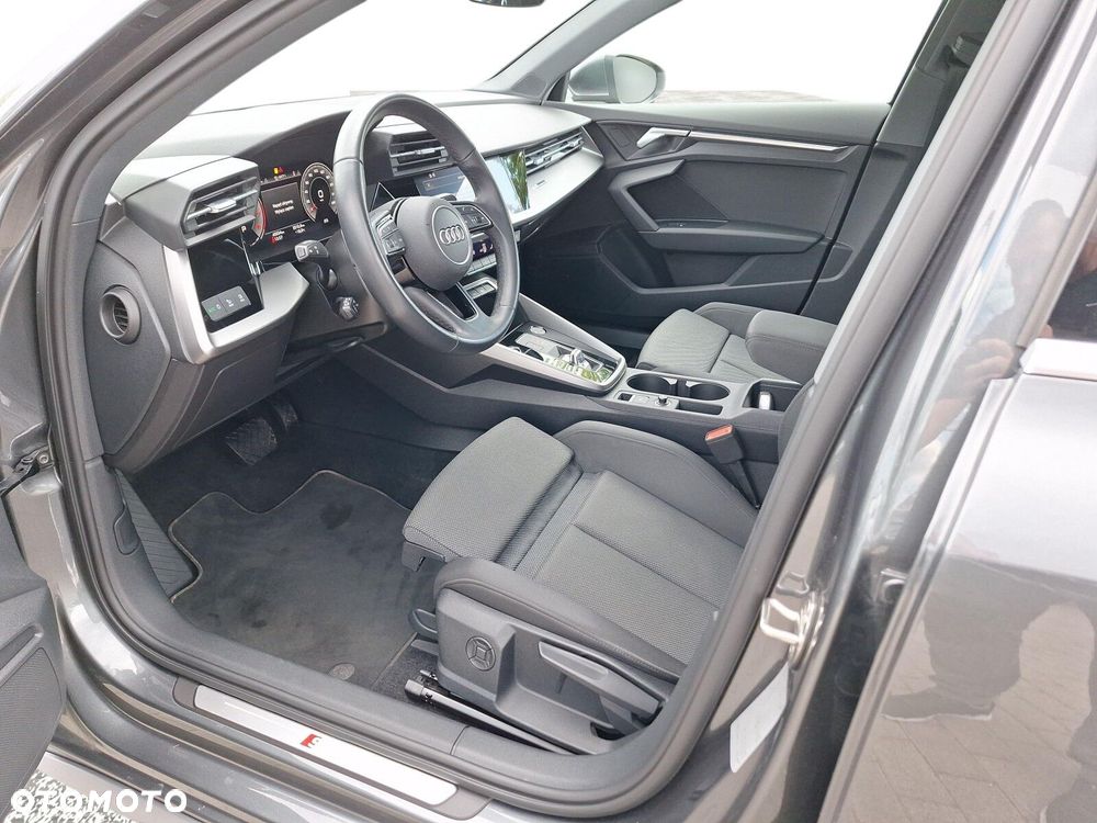 Audi A3 Sportback - 11