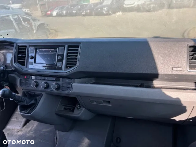 Volkswagen Crafter - 12
