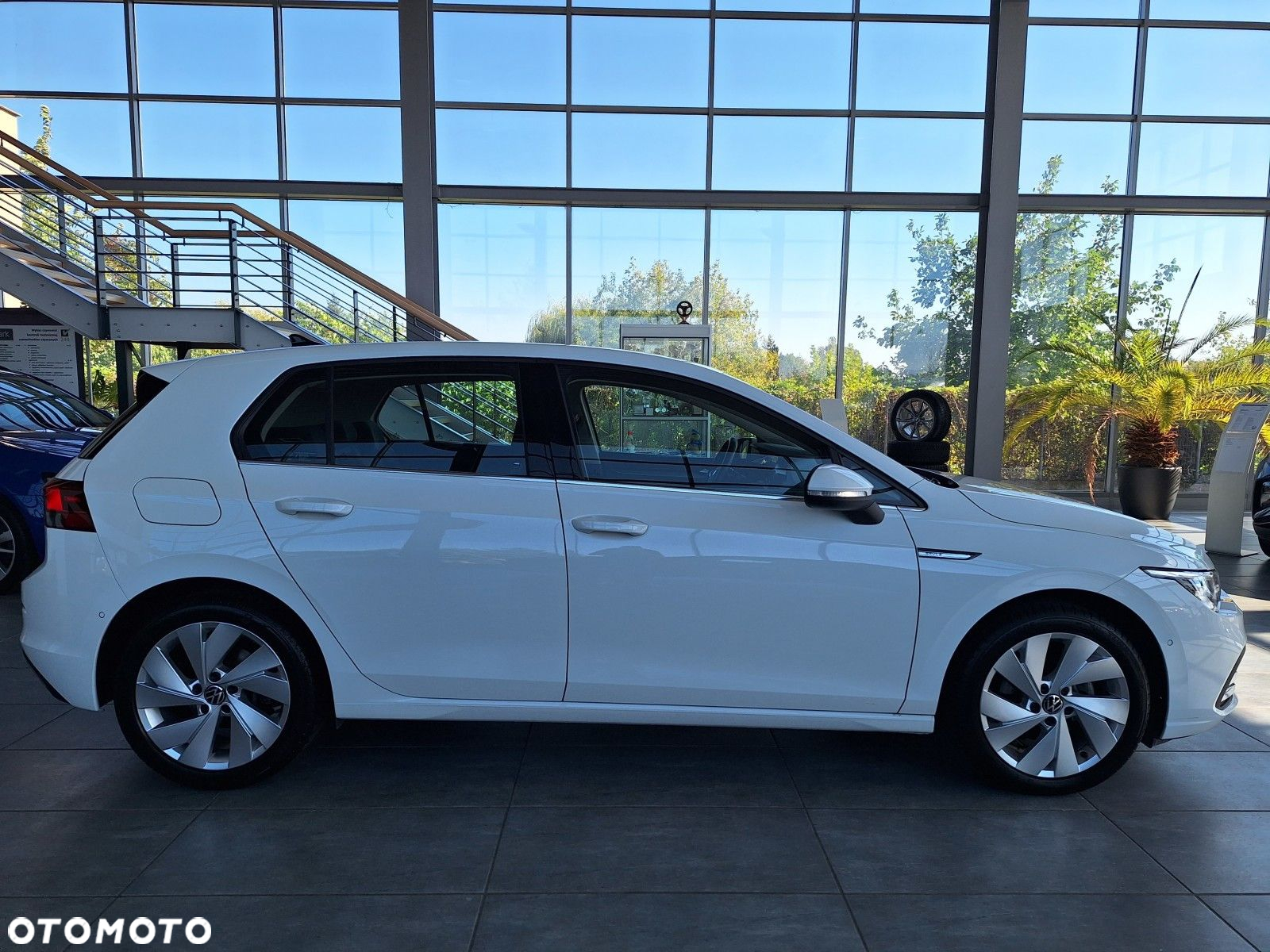 Volkswagen Golf - 12