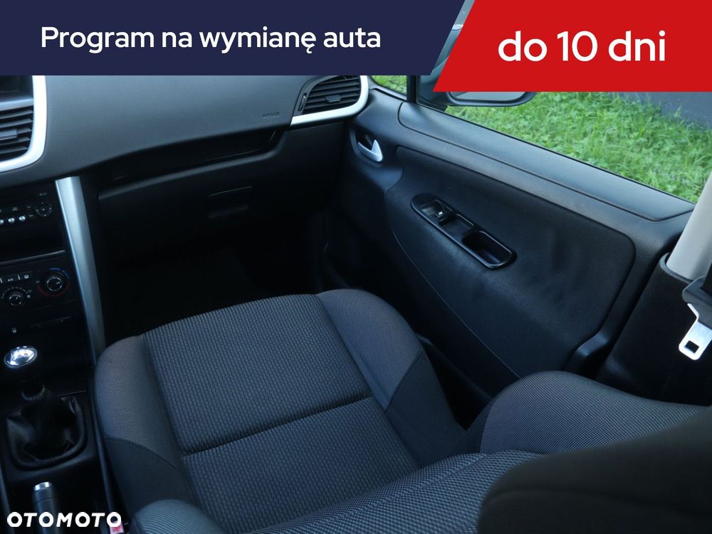 Peugeot 207 - 10
