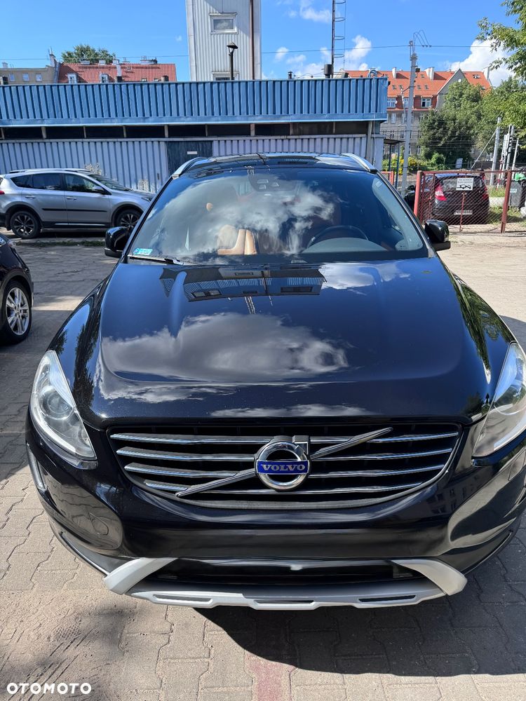 Volvo XC 60 D5 AWD Summum - 2