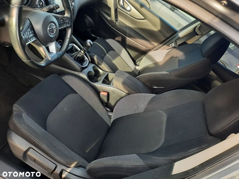 Nissan Qashqai 1.5 dCi TEKNA+ - 17