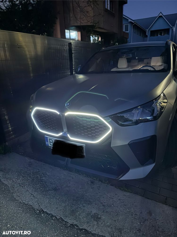 BMW iX2 xDrive30 - 8
