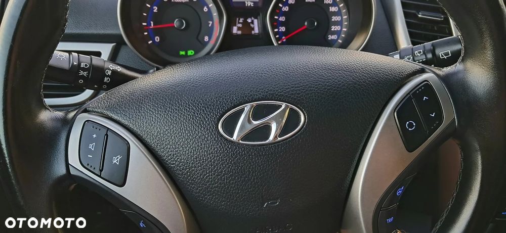 Hyundai i30 1.4 Trend - 24
