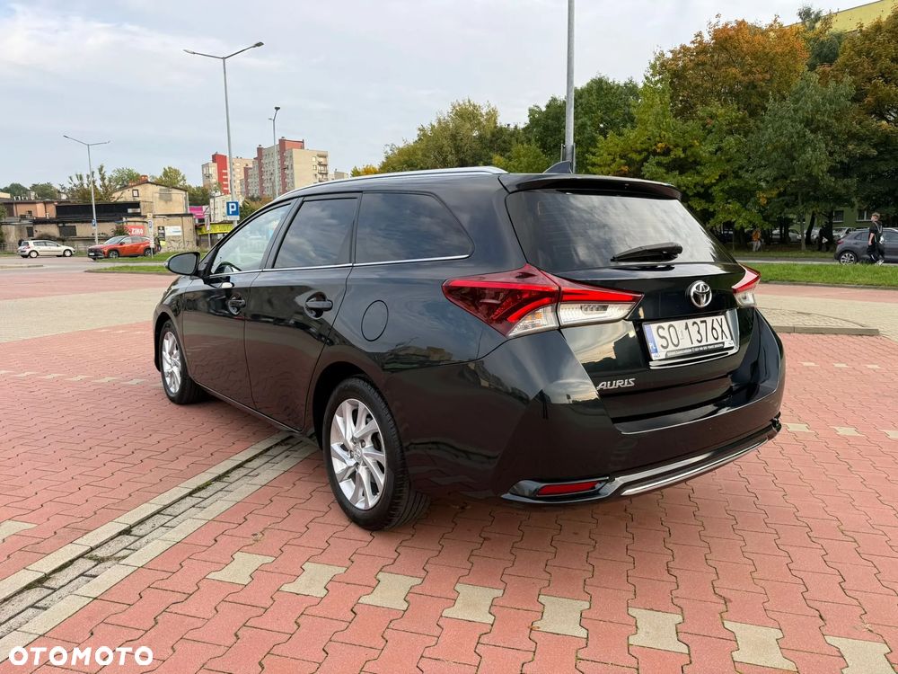 Toyota Auris - 3