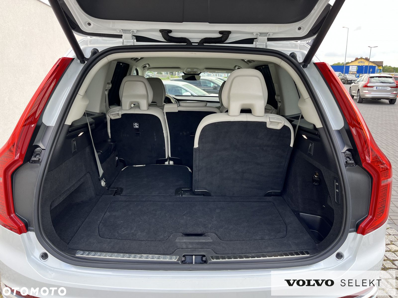 Volvo XC 90 - 30