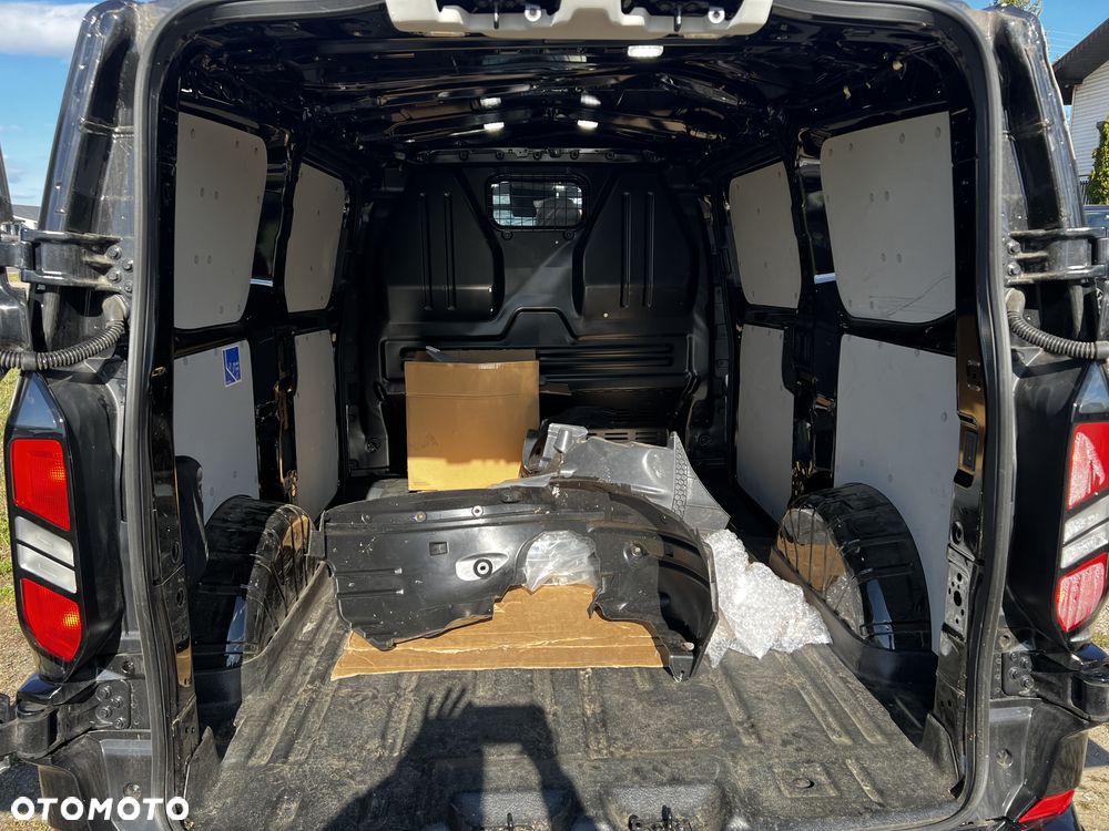 Ford Transit Custom - 11