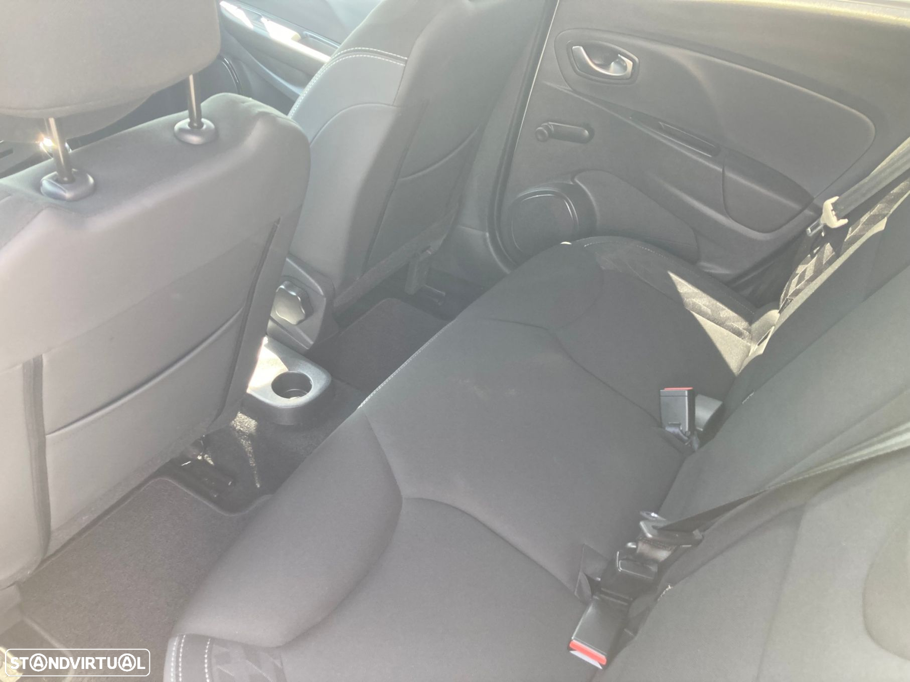 Renault Clio Sport Tourer 0.9 TCe Limited - 24