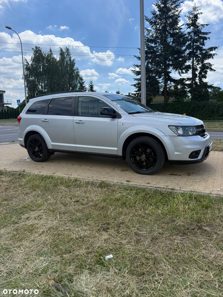 Fiat Freemont 2.0 Multijet Black Code AWD - 4