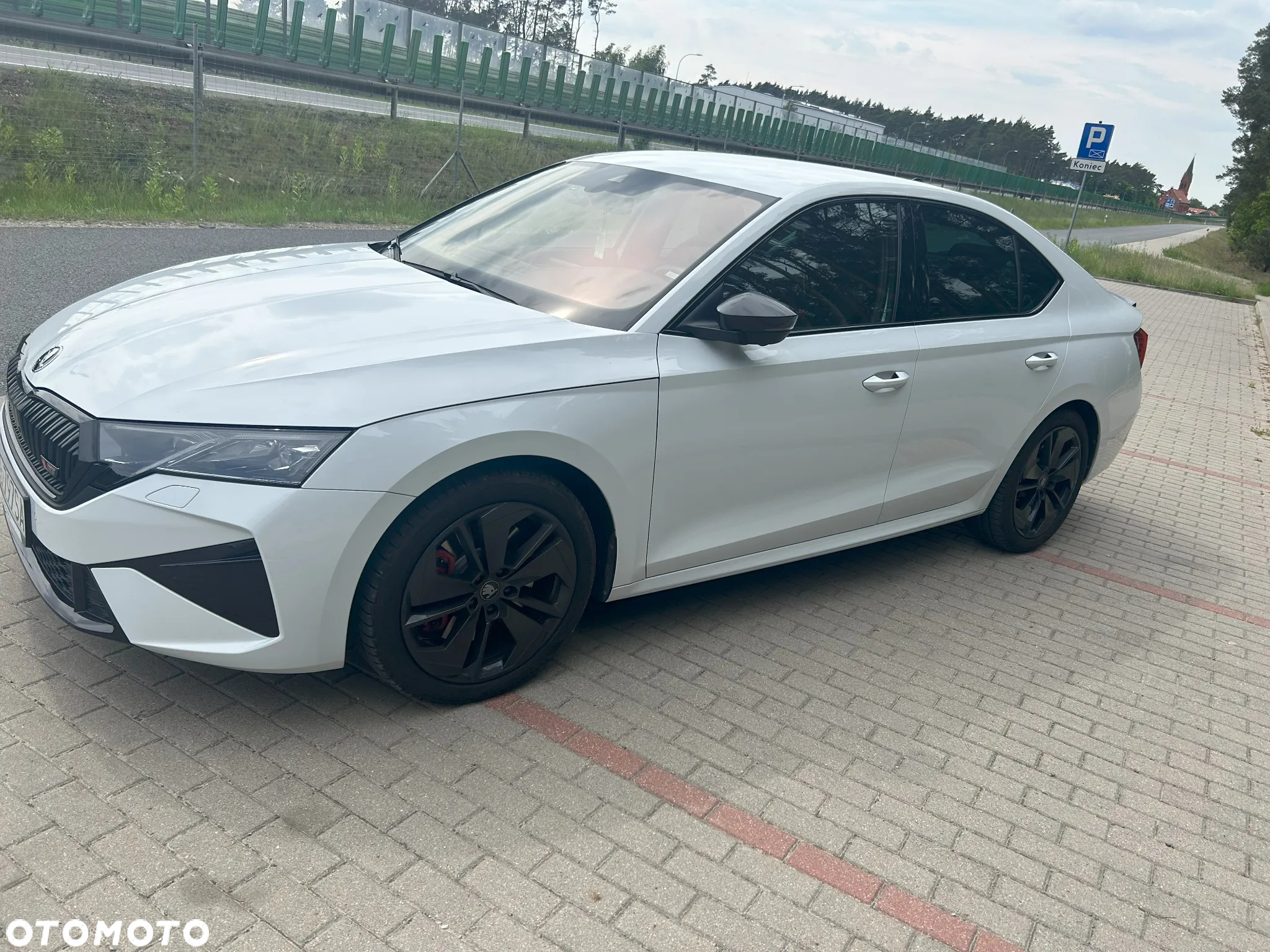 Skoda Octavia 2.0 TSI RS DSG - 2