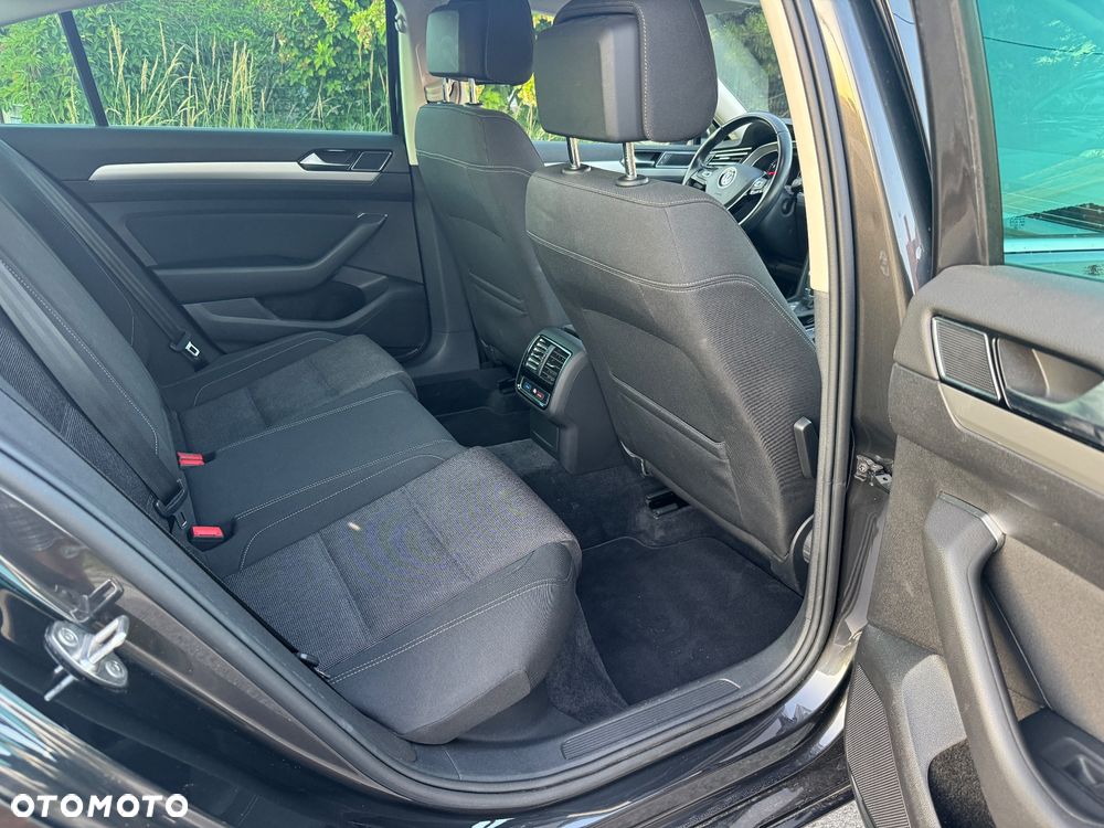 Volkswagen Passat 1.5 TSI OPF DSG Comfortline - 9