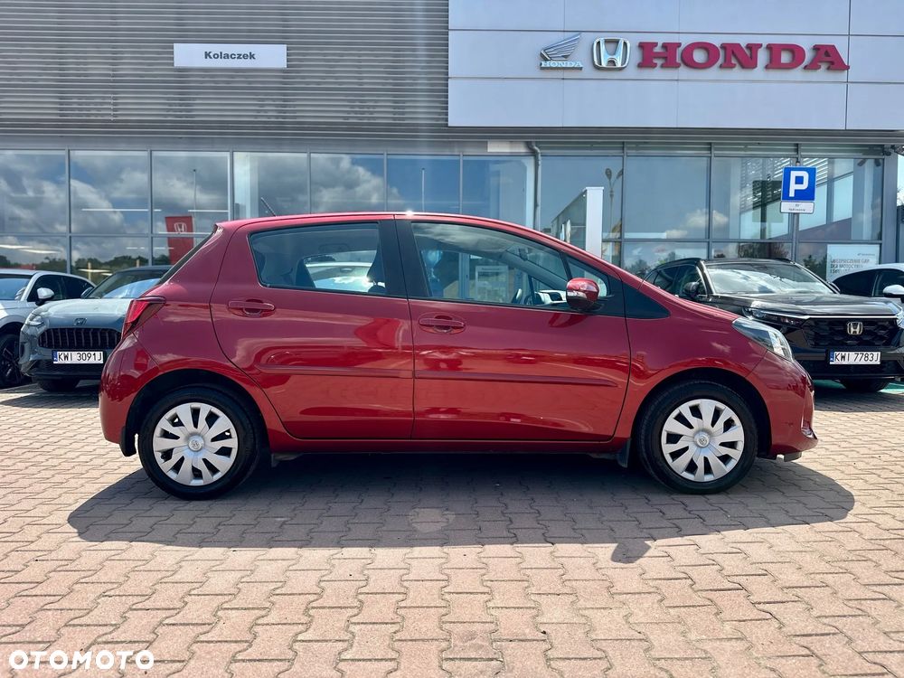Toyota Yaris 1.33 Premium - 2