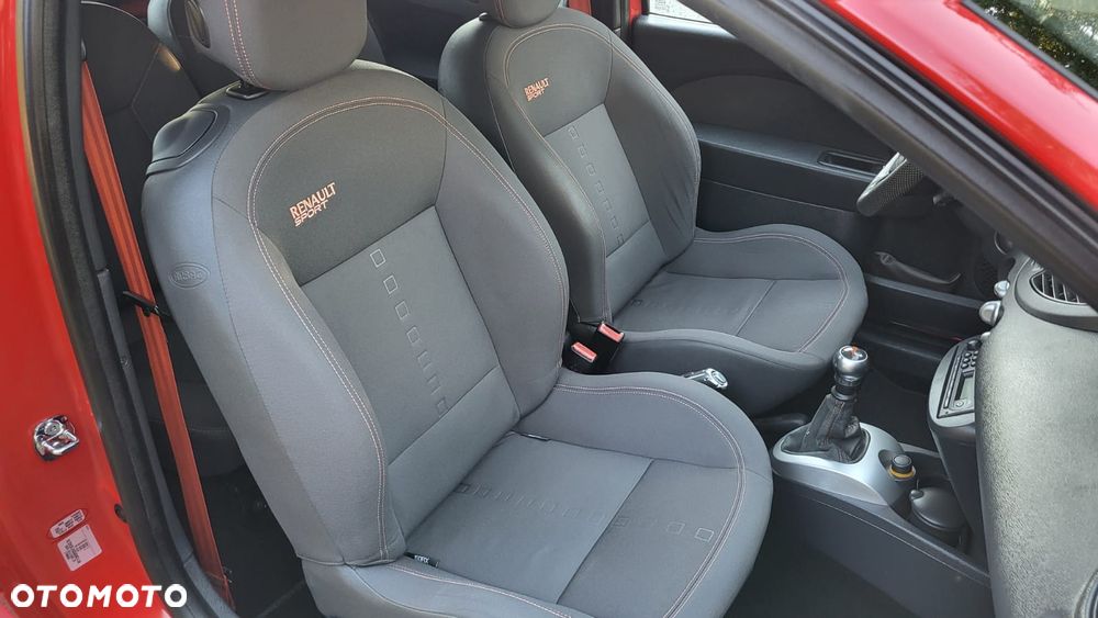 Renault Twingo 1.6 16V RS - 15