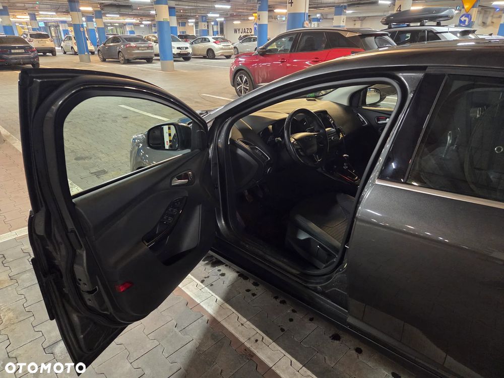 Ford Focus 1.5 EcoBoost Start-Stopp-System Titanium - 10