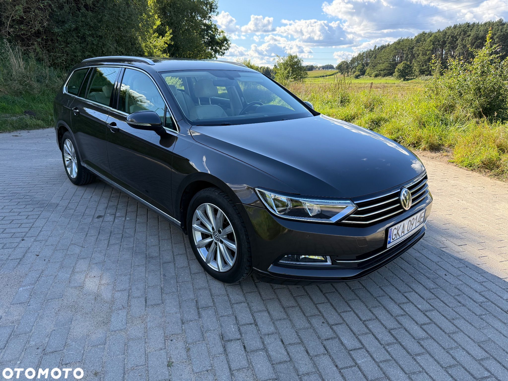 Volkswagen Passat Variant 1.6 TDI (BlueMotion Technology) DSG Comfortline - 1