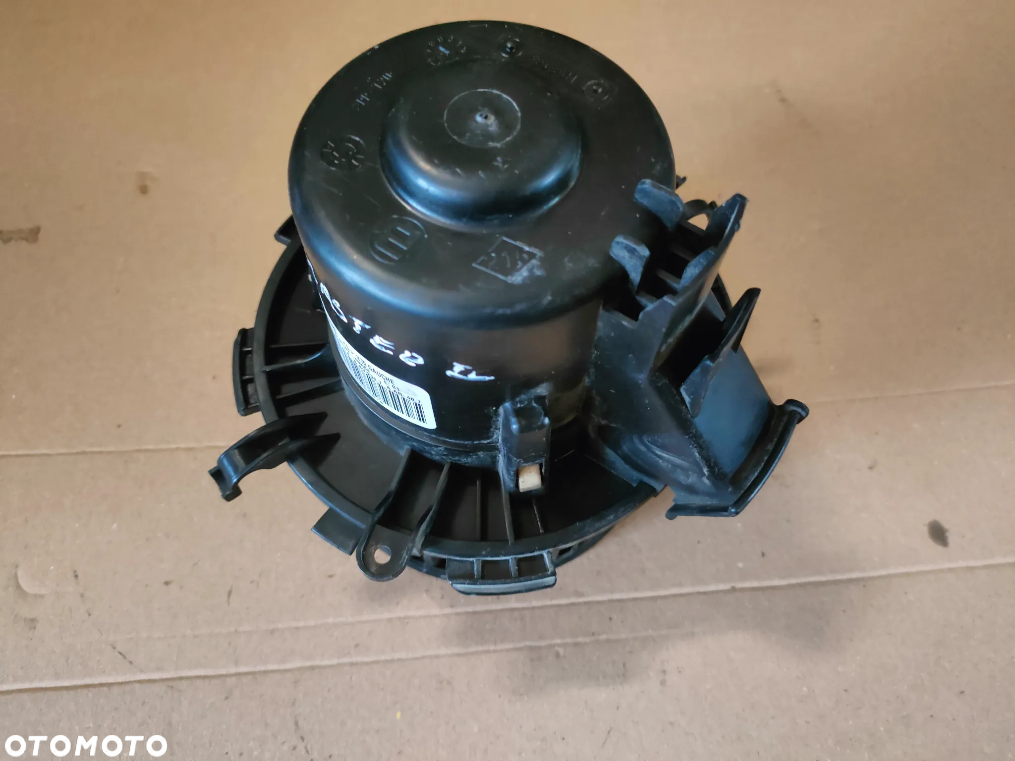 Renault MASTER II LIFT 2.5 dci DMUCHAWA WENTYLATOR - 2