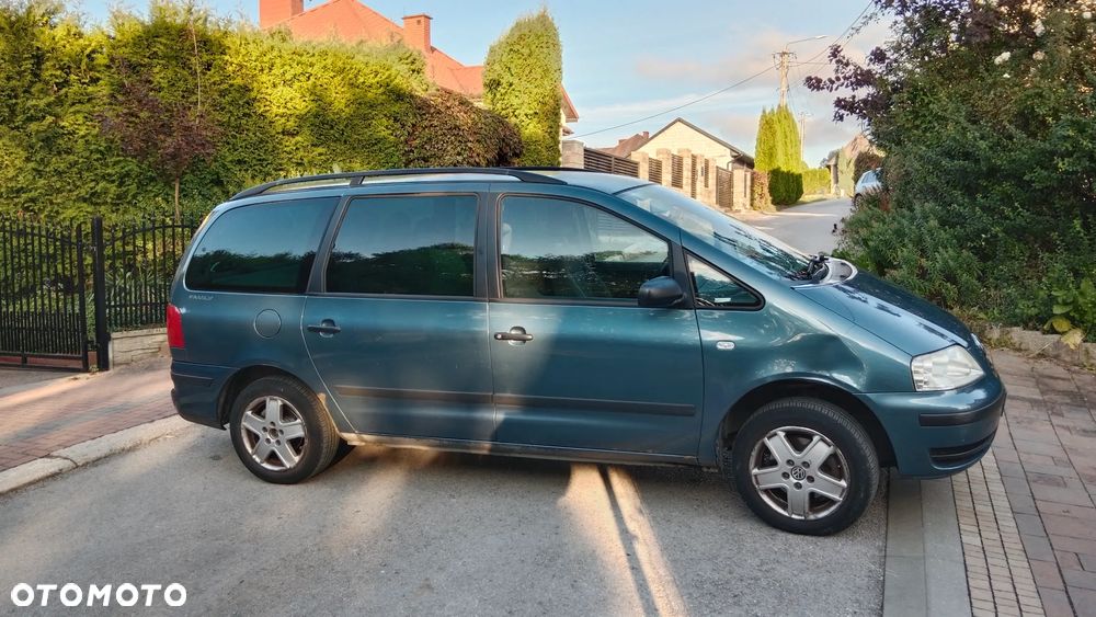 Volkswagen Sharan 2.0 Basis - 12