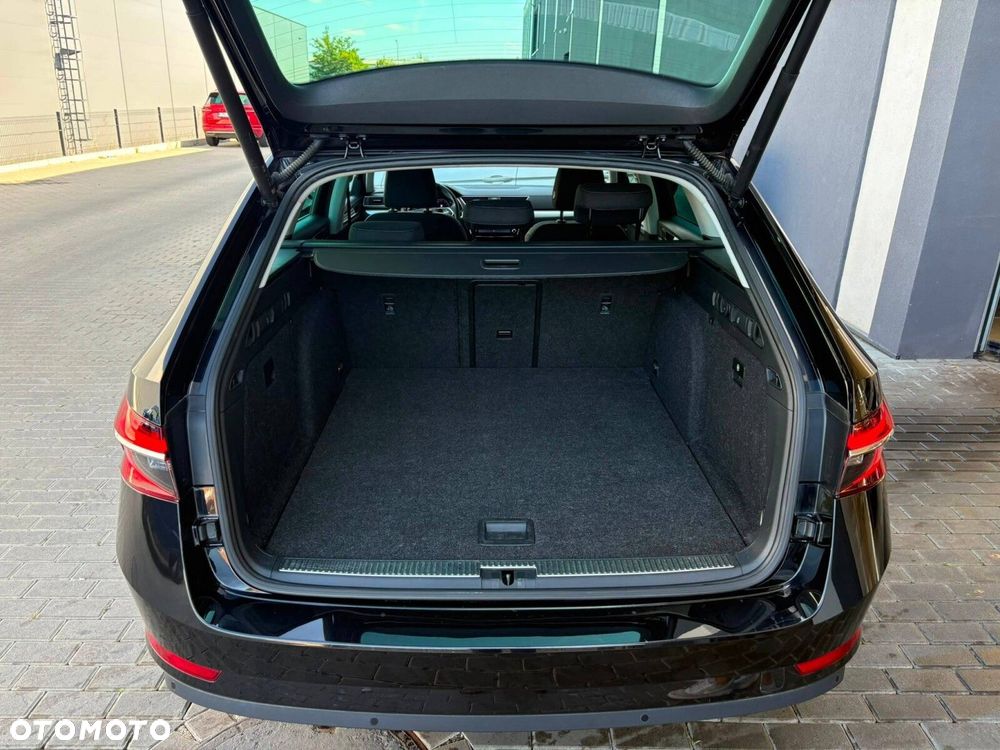 Skoda Superb 2.0 TSI Ambition DSG - 19