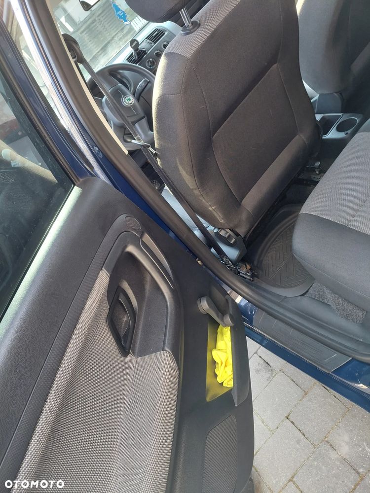 Skoda Fabia 1.4 16V Active - 11