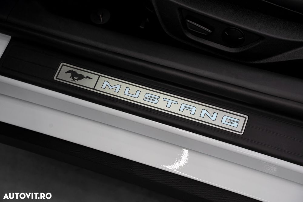 Ford Mustang Convertible 5.0 Ti-VCT V8 Aut. GT - 27