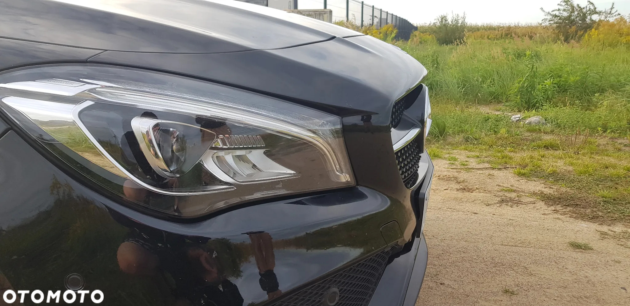 Mercedes-Benz CLA 180 AMG Line - 2