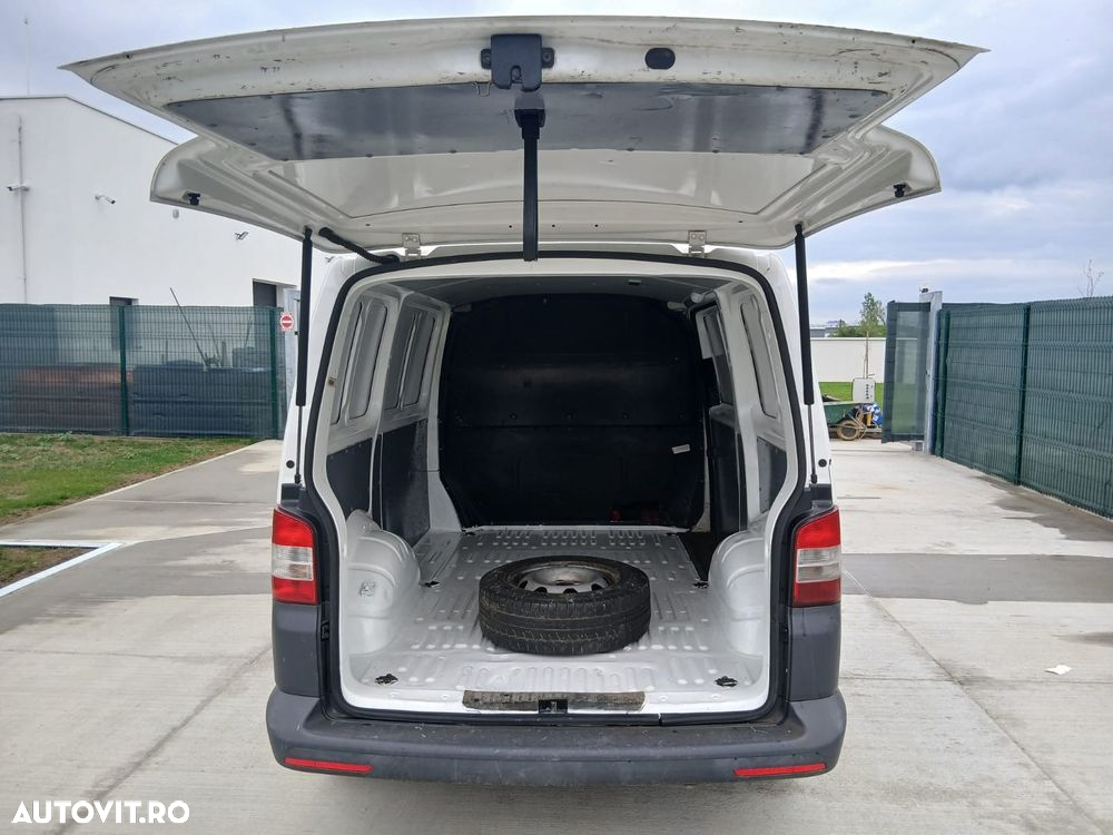 Volkswagen T5 - 4