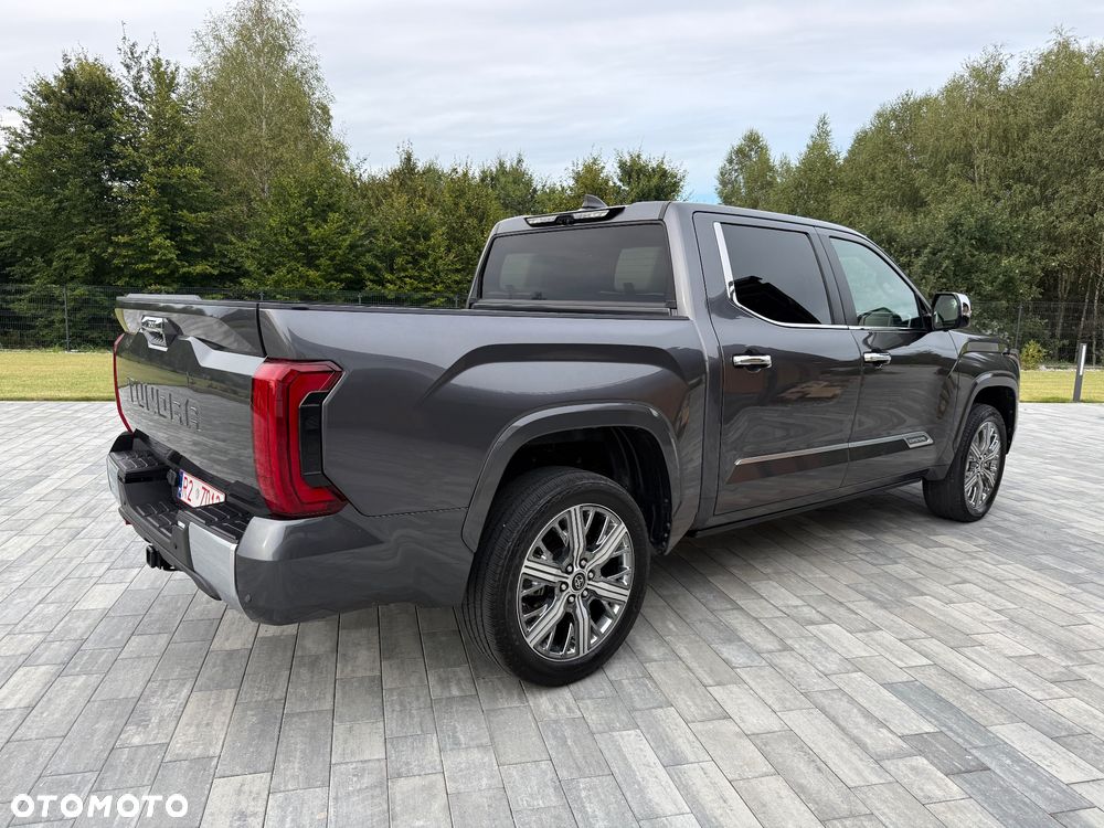 Toyota Tundra - 2