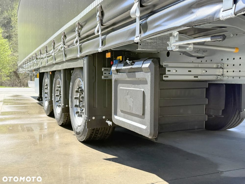 Schmitz Cargobull MEGA VARIOS + M.BOX - 29