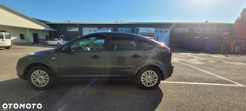 Ford Focus 1.6 TDCi Ghia - 7
